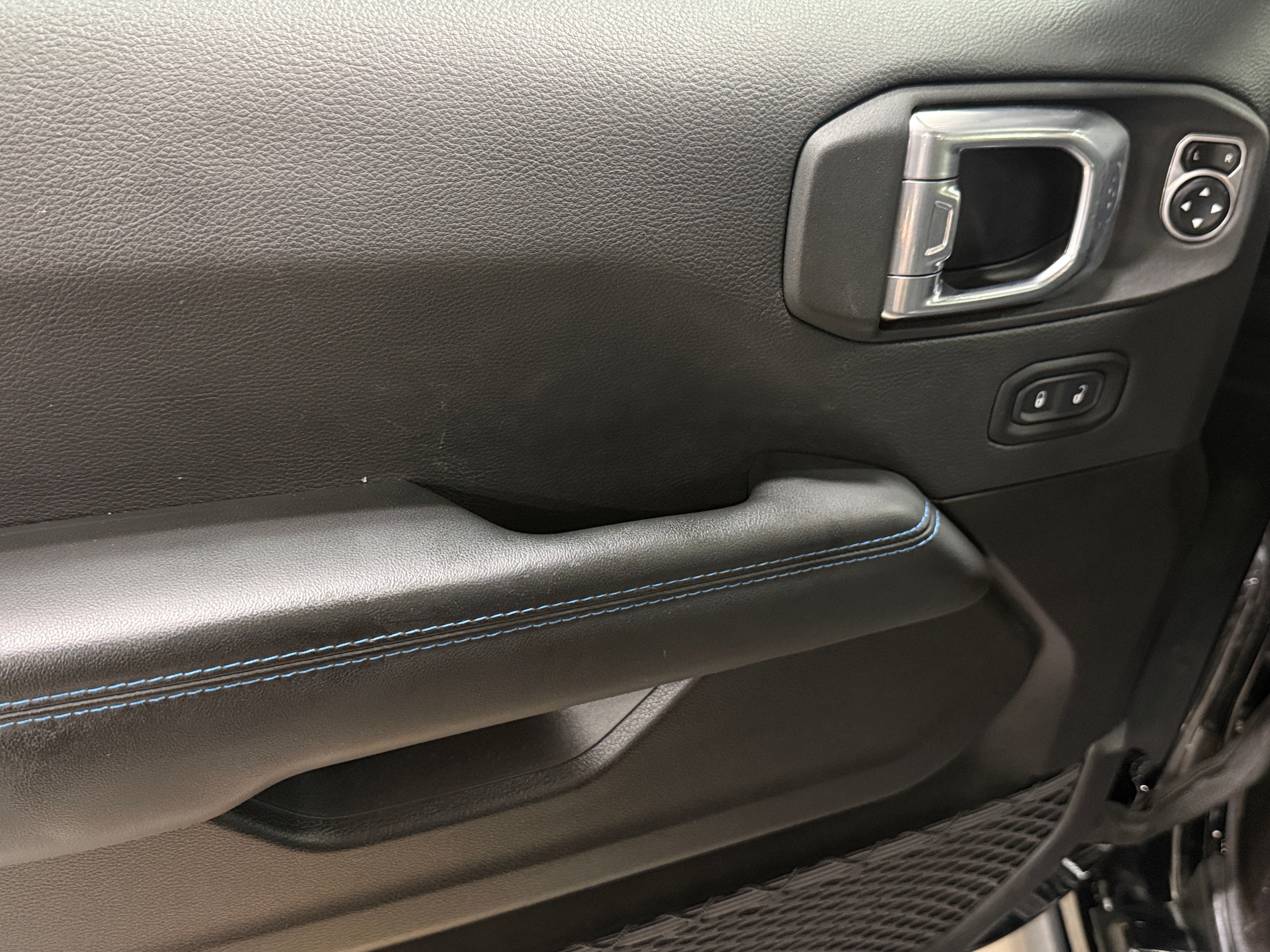 jeep wrangler 4xe 2024 1C4RJXR64RW255975 image jeep wrangler 4xe 2024 1C4RJXR64RW255975 image